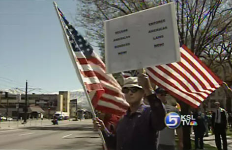 Minutemen March in Counter-Protest