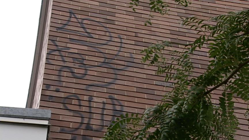 Vandals Hit Glendale Middle School