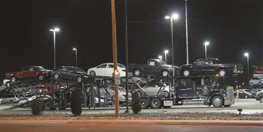 Local businessman swindled by suspected Neb. car thieves