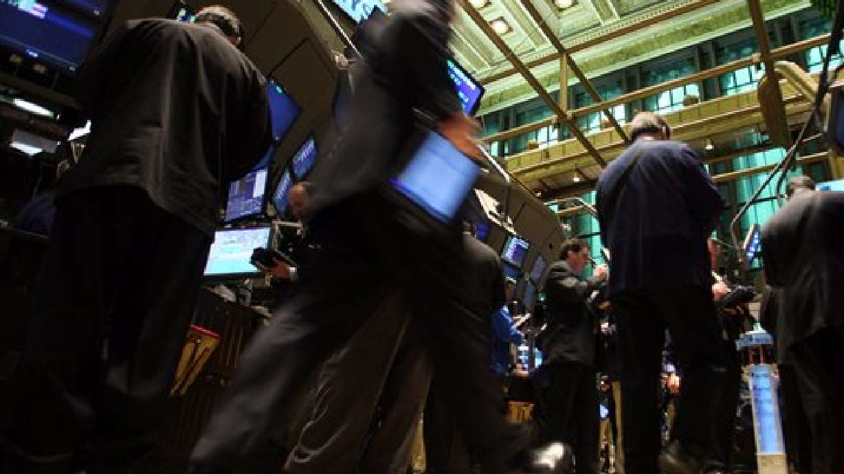 Study looks at investors' big gambles