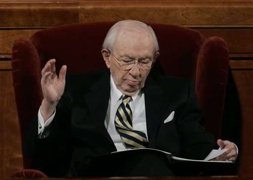 Gordon B. Hinckley, president of The Church of Jesus Christ of Latter-day Saints, reaffirms himself, along with everyone else, as president during the Mormon church's semi-annual general conference in the conference center Saturday, March 31, 2007, in Salt Lake City. (AP Photo/Douglas C. Pizac)