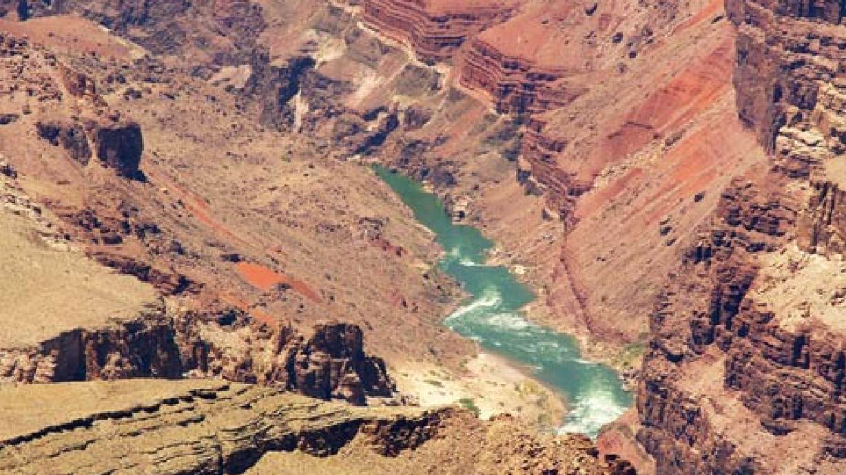 Utah Man Dies after Raft Flips in Grand Canyon