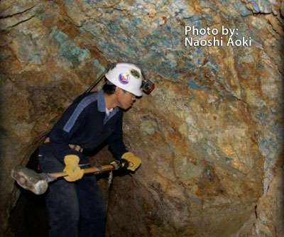 University scientists create system to locate trapped miners