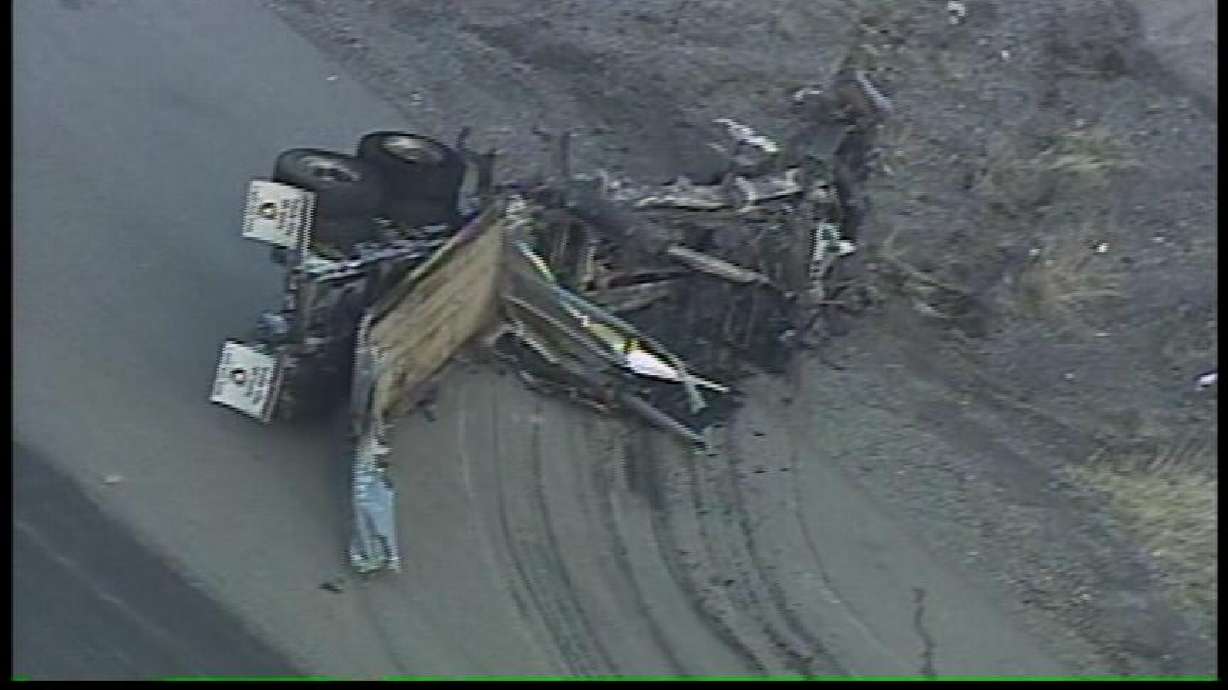 Semi Fire Closes I-80 in Parley's Canyon, Two Lanes Reopened