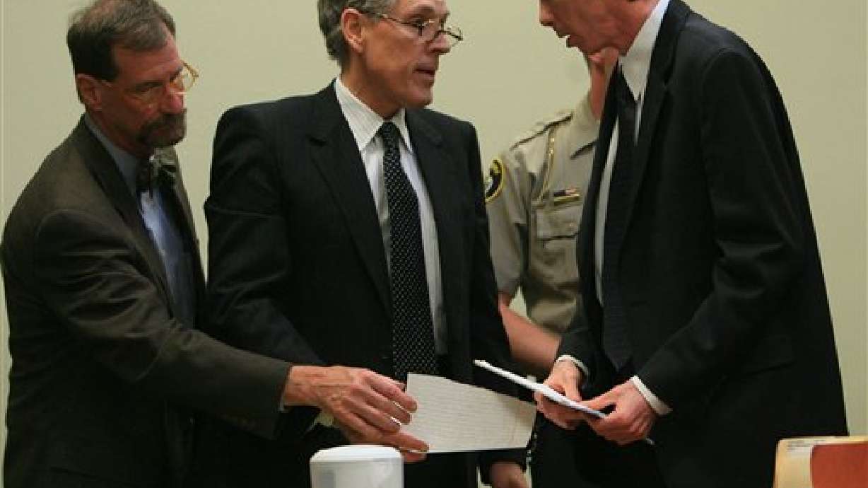 Warren Jeffs' Note to Judge Appears to Denounce Himself