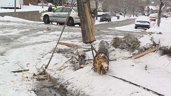 Storm brings avalanche and accidents