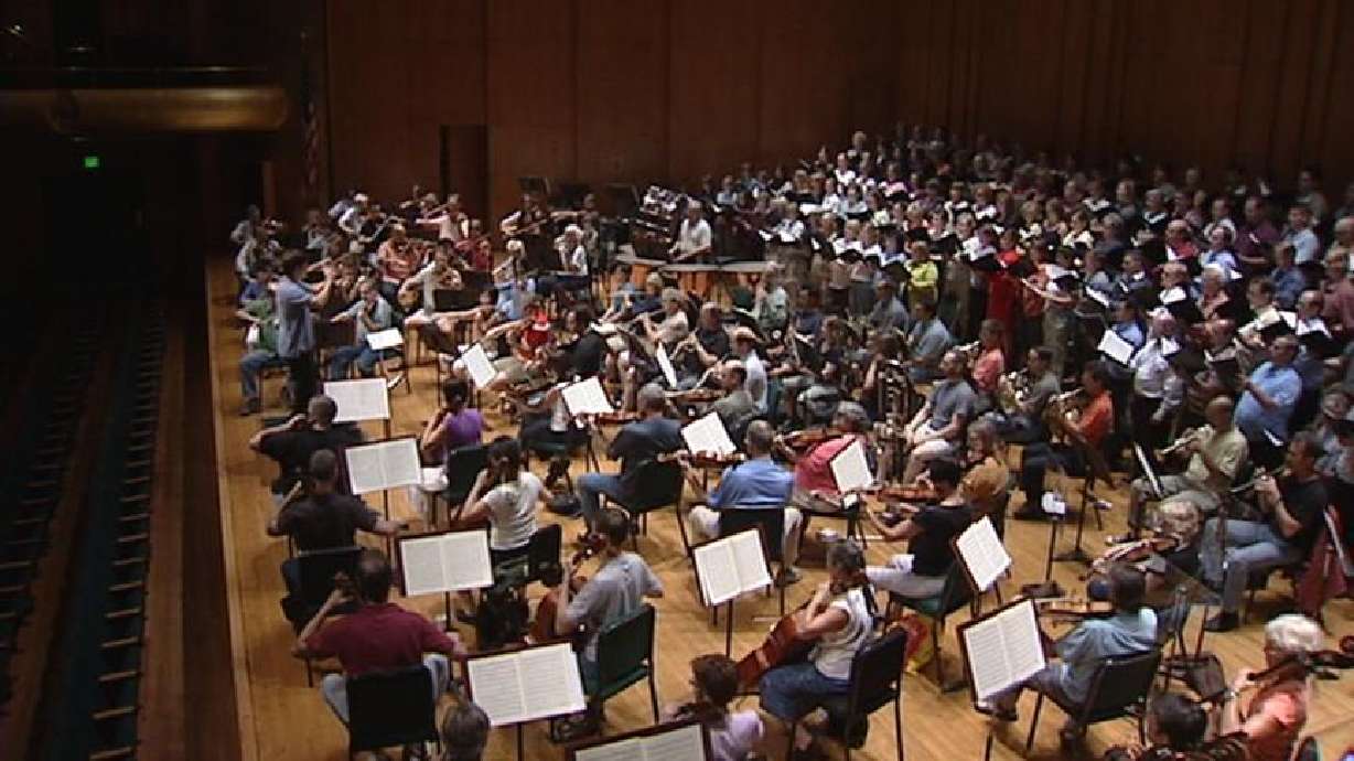 Utah Symphony musicians propose pay, benefit cut