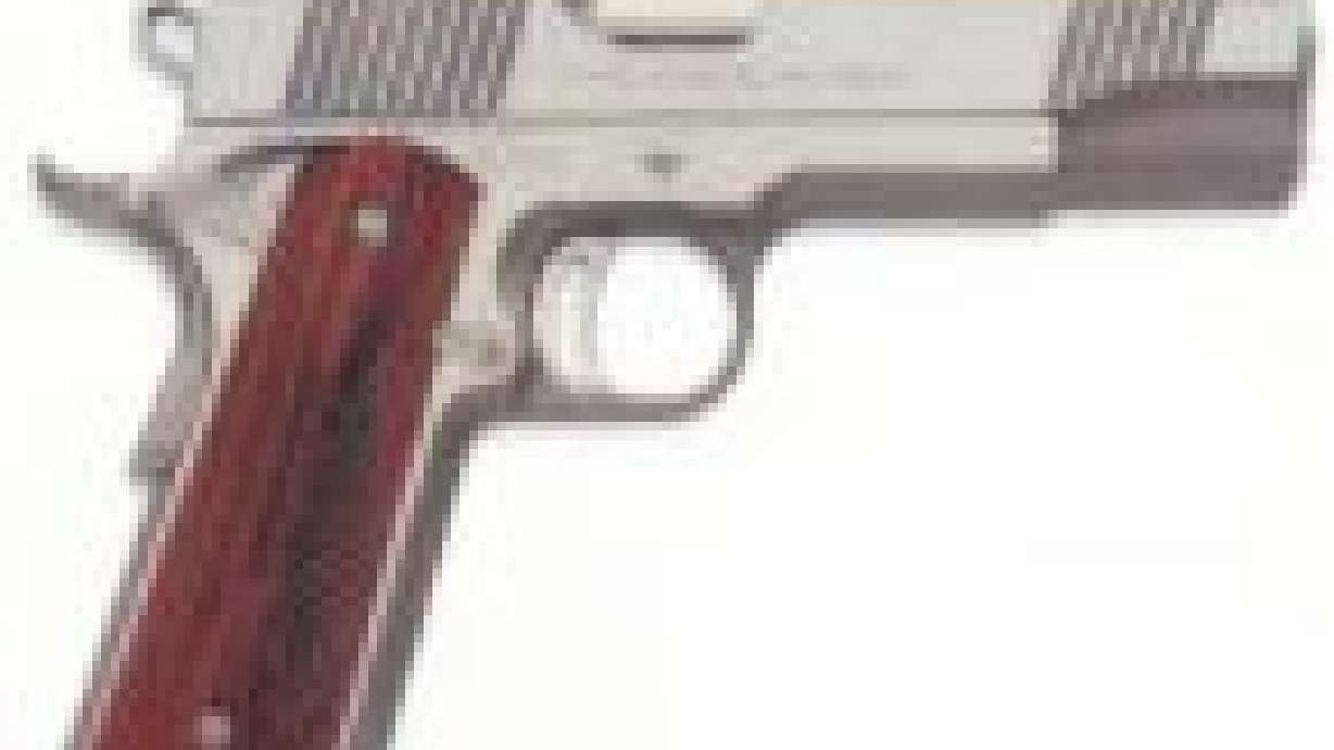 "If I only had a gun!"