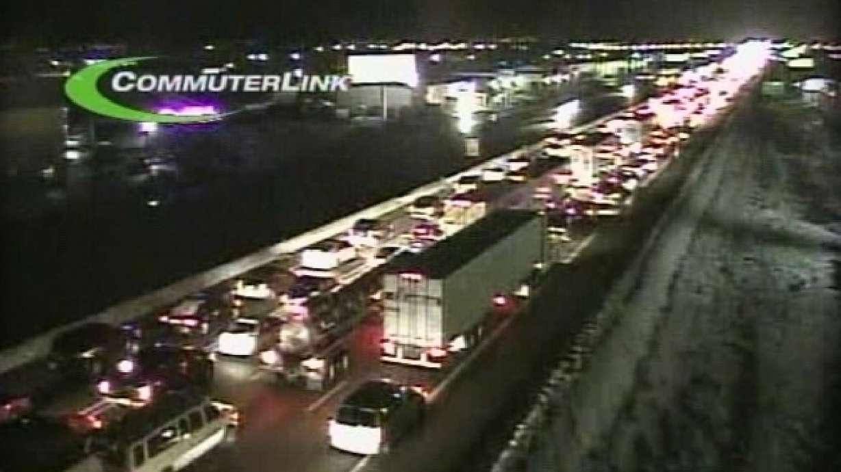 Medical emergency leads to traffic accident, closes freeway