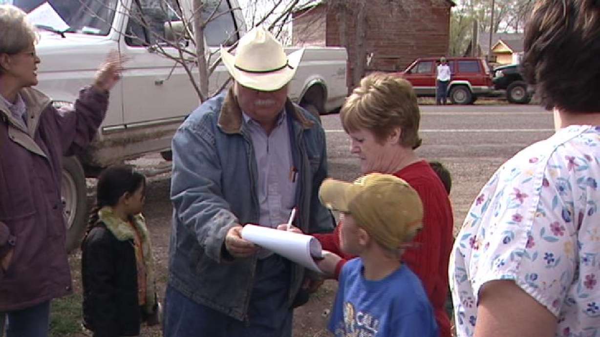 Neighbors Trying to Keep Woman Out of Jail
