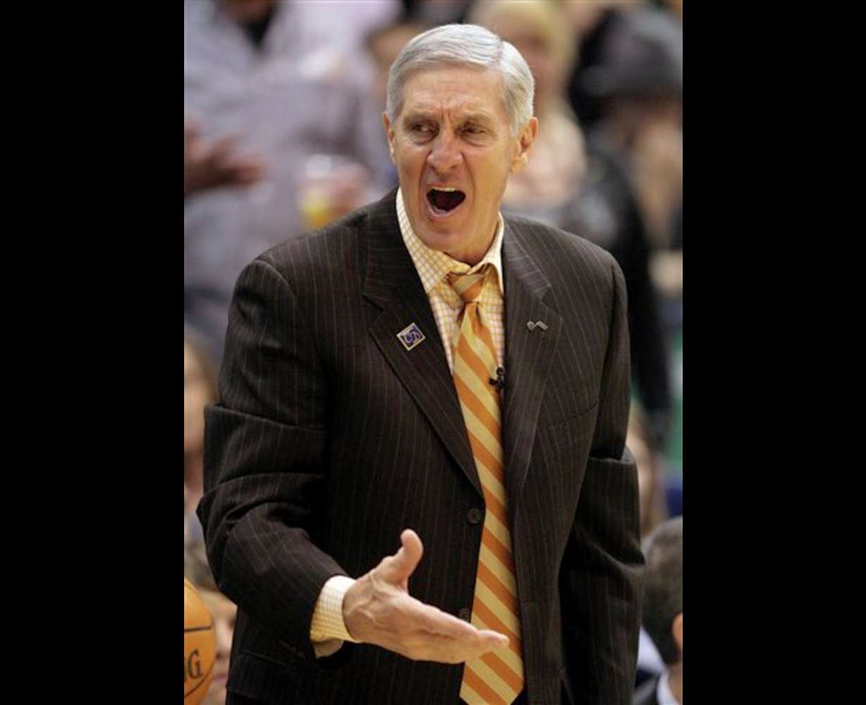 Sloan returns after knee replacement surgery