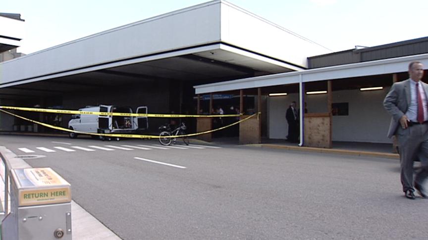 Belt Buckle Causes Evacuation of Airport Terminal