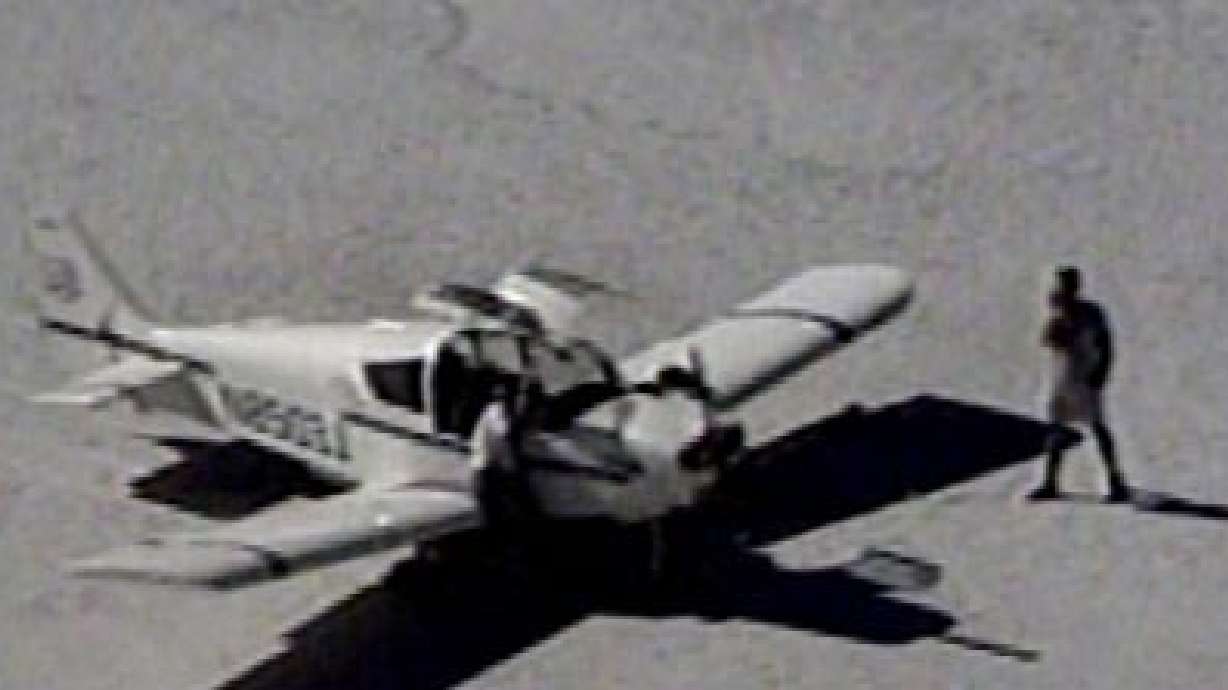 Plane Makes Emergency Landing in West Desert