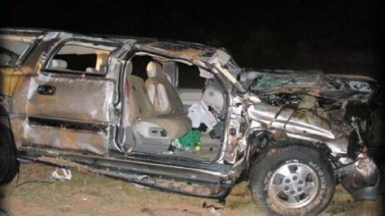 Eight Dead in SUV Rollover
