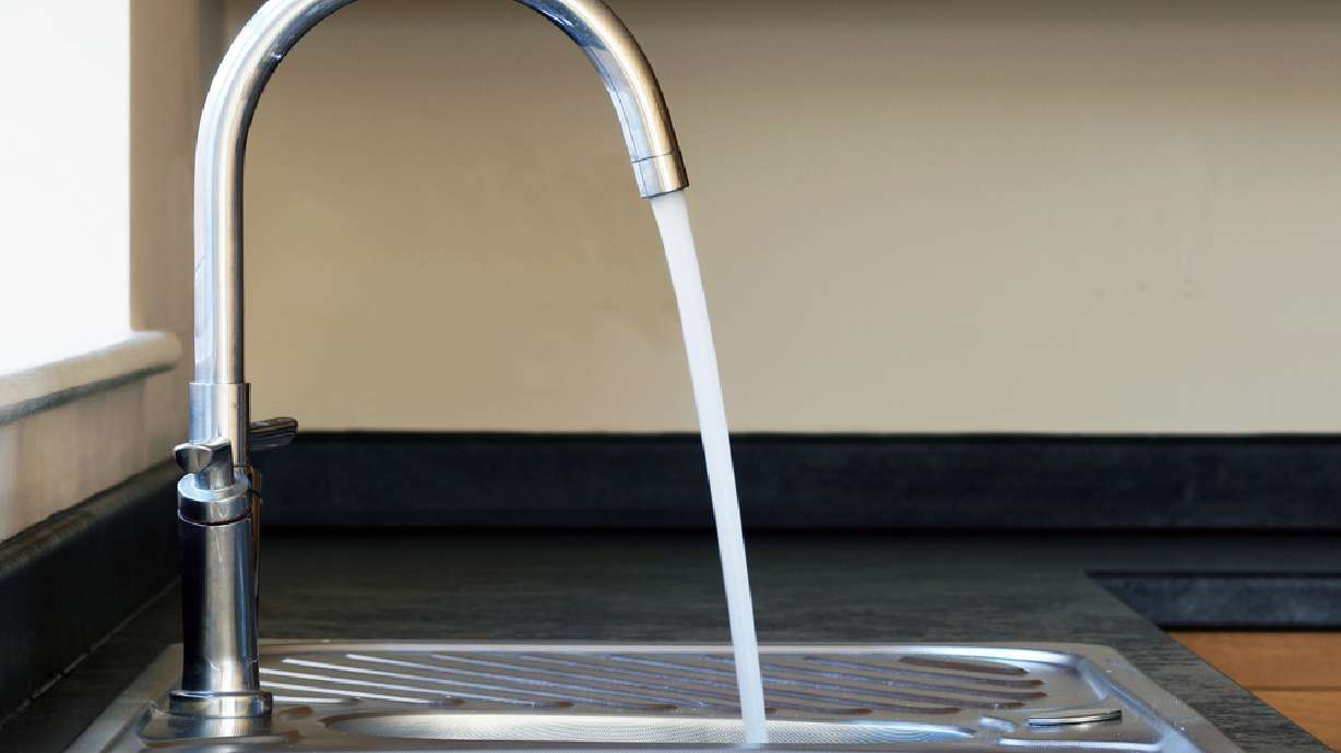 Cold temps freeze underground pipes in N. Utah town