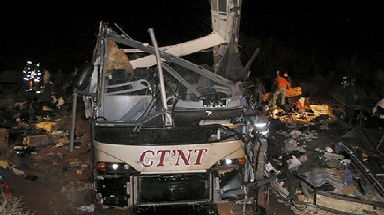 Utah bus crash prompts DOT-ordered safety review