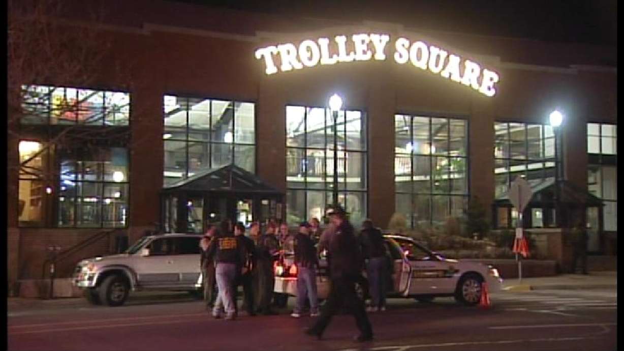 Workers at Trolley Square React to Shooting at Virginia Tech