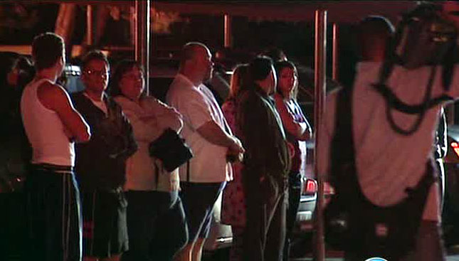 Fire forces evacuation of apartment residents