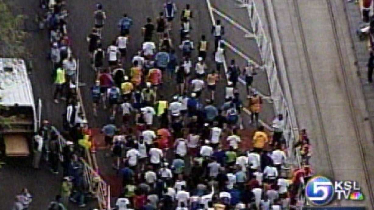More Than 10,000 Runners Race to the Finish Line