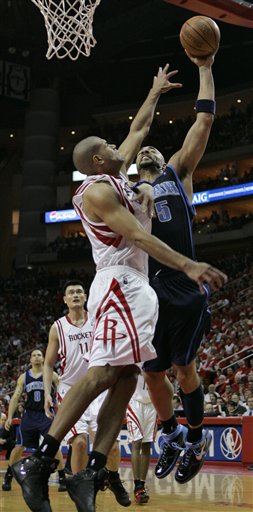 Rockets Rule at Free-Throw Line to Outlast Jazz 