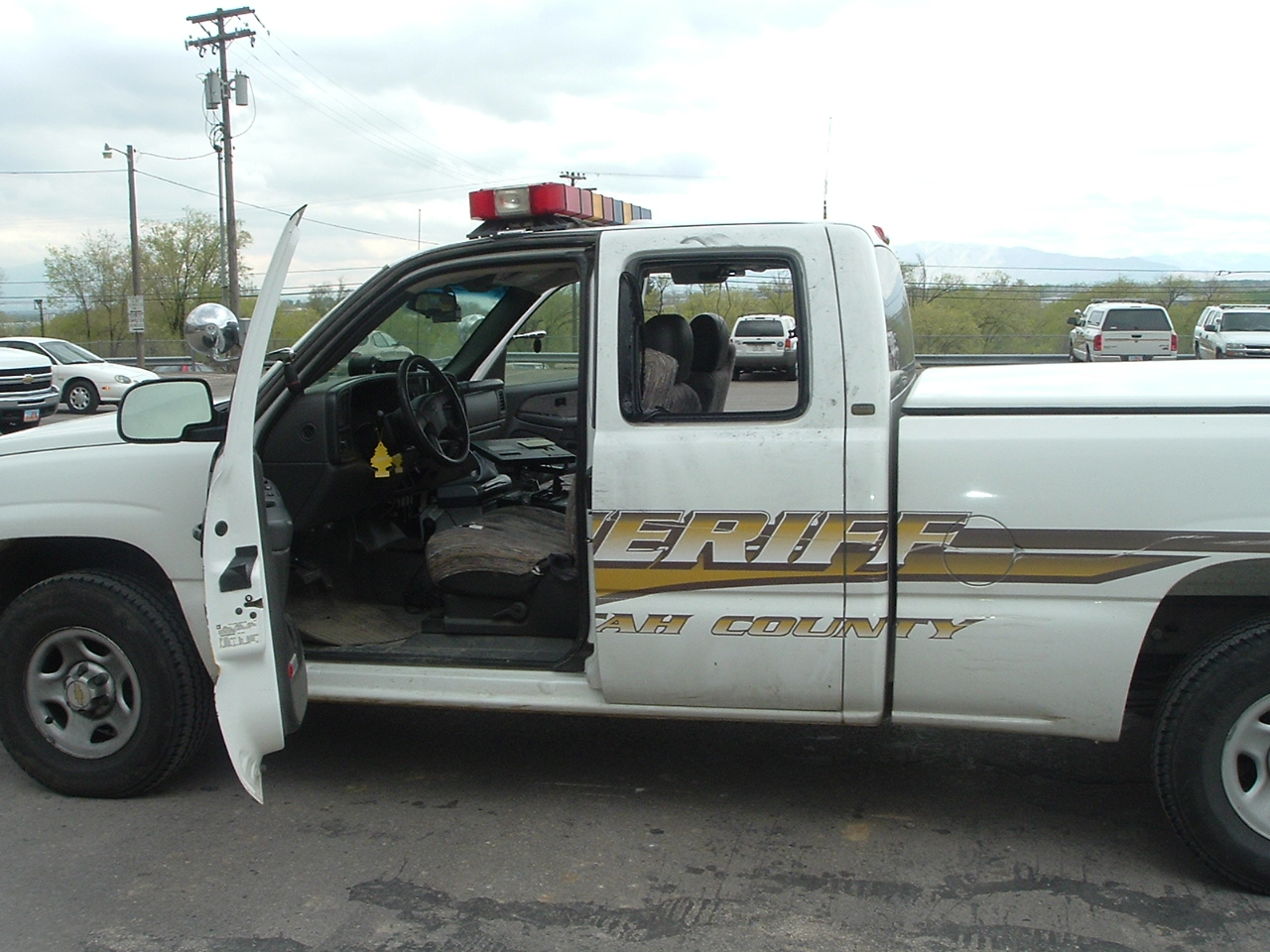 Shotgun, Laptop Stolen From Sheriff's Officer's Truck in Lehi
