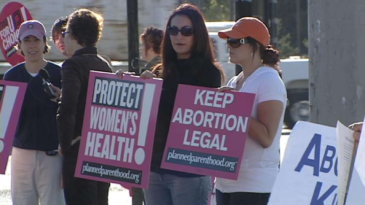 Planned Parenthood Protests Supreme Court Ban of Partial Birth Abortions