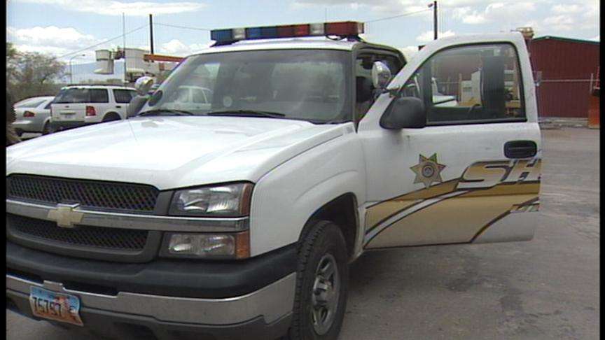 Man Arrested for Breaking into Police Truck and Stealing Weapons