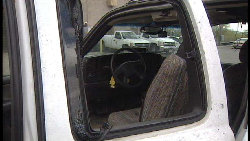 Man Arrested for Breaking into Police Truck and Stealing Weapons