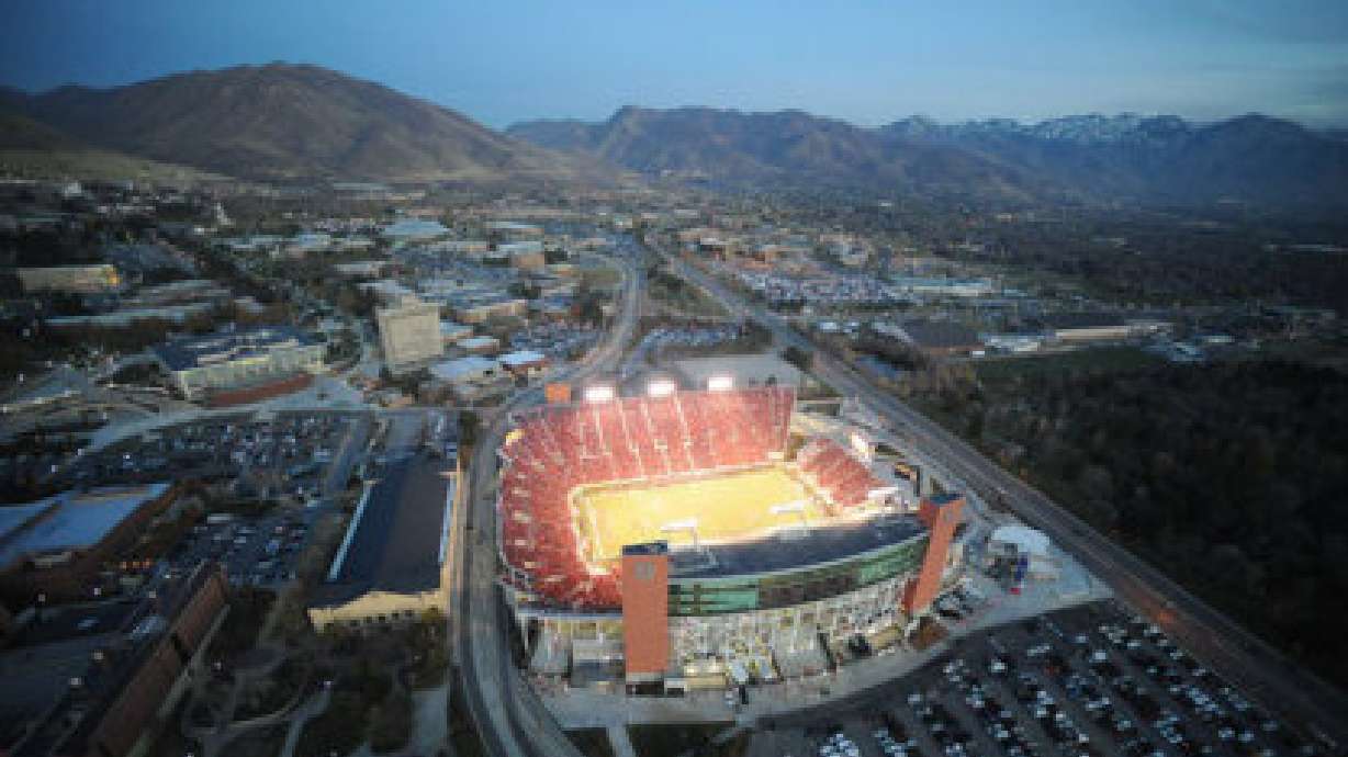 Just 1,500 season tickets remain for Utah football