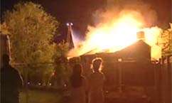 Fire Spreads Quickly at Apartment Building