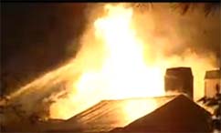 Fire Spreads Quickly at Apartment Building