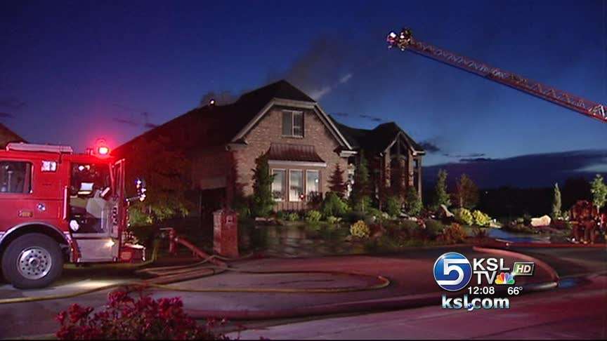 Neighbor helps rescue girl from house fire