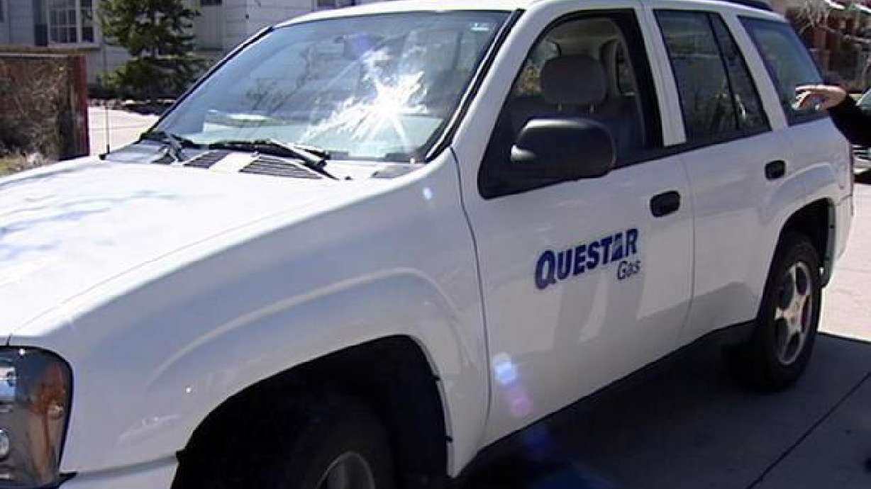 Smell from gas line work causing alarm in Santaquin