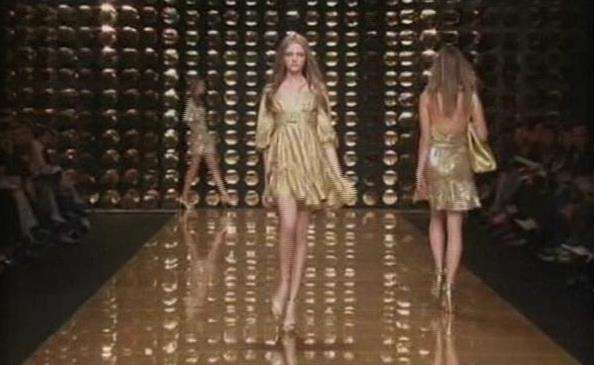 Two Women Struggle to Find a Healthy Body Image