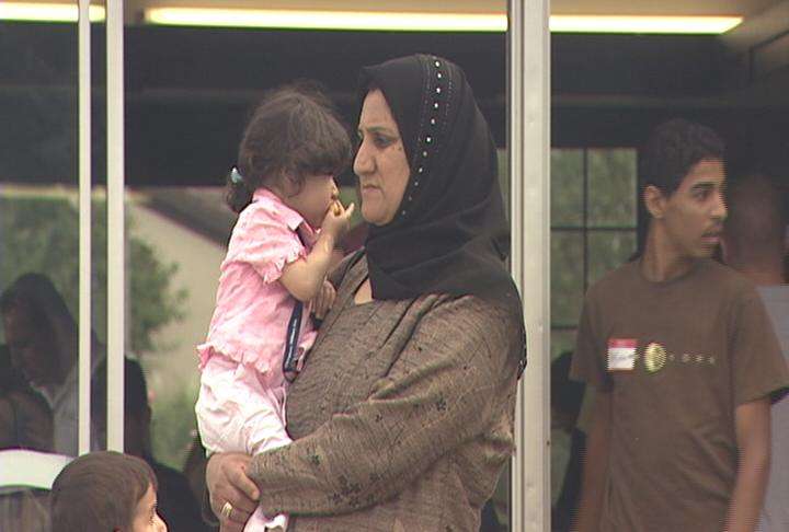 Utah soldiers reach out to Iraqi refugees