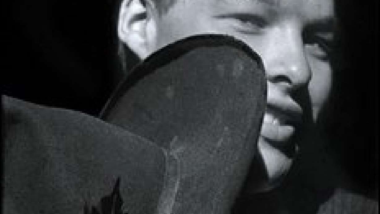 Inquiry reopened in discovery of poet's remains