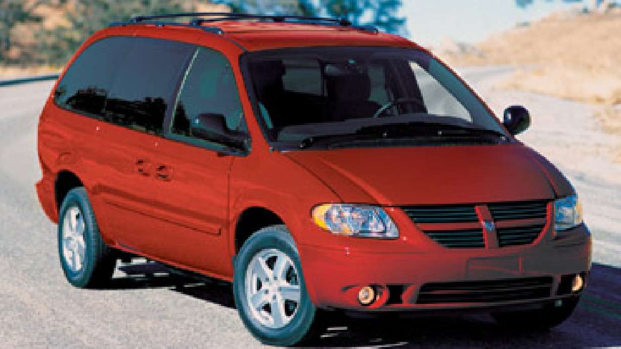 Recall: 2005 Dodge Caravan and Chrysler Town and Country Minivans