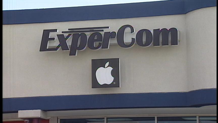 Computer Store Asking for Help in Finding Burglars