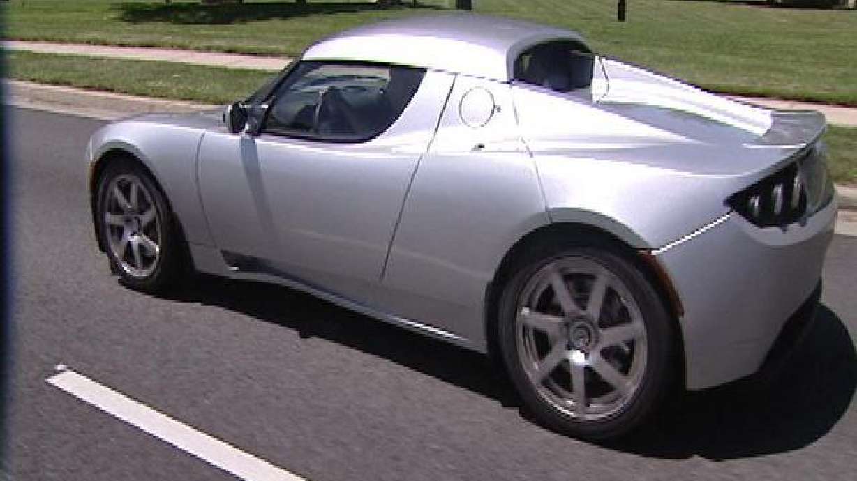 Tax credit for clean vehicles overlooks plug-ins