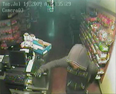 Thief caught on tape stealing drugs from pharmacy