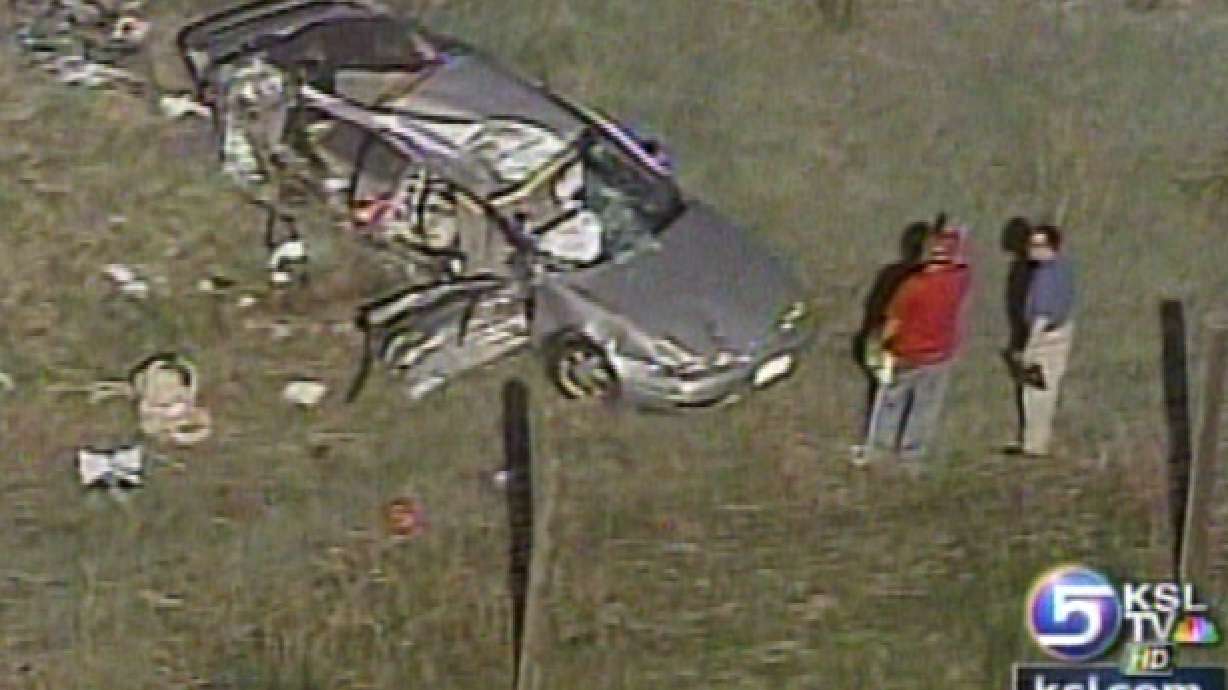 Accident in Sardine Canyon Kills Three