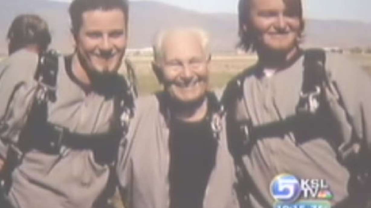Grandkids Help Grandpa Fulfill Skydiving Goal