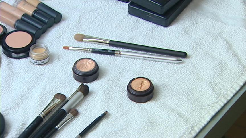 Concealer Make-Up Tips for Women Over Forty