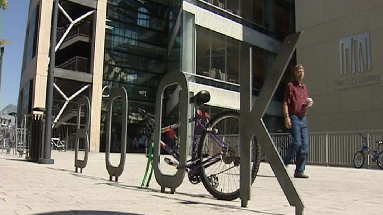 Discussion about redistricting at SLC Main Library