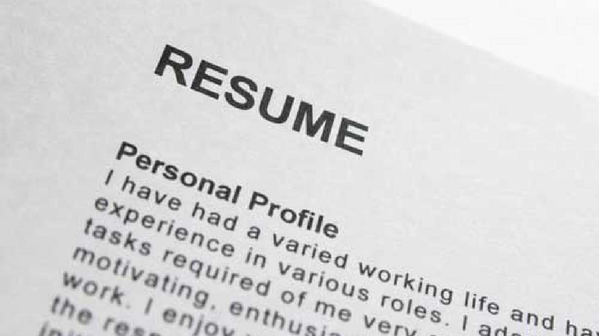 Is it Safe to Post a Resumé Online?