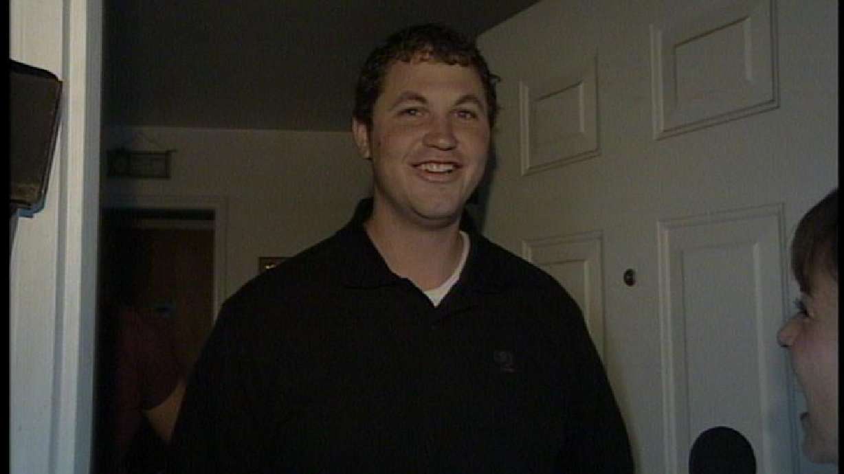 High 5 for Man Who Saved his Brother's Life