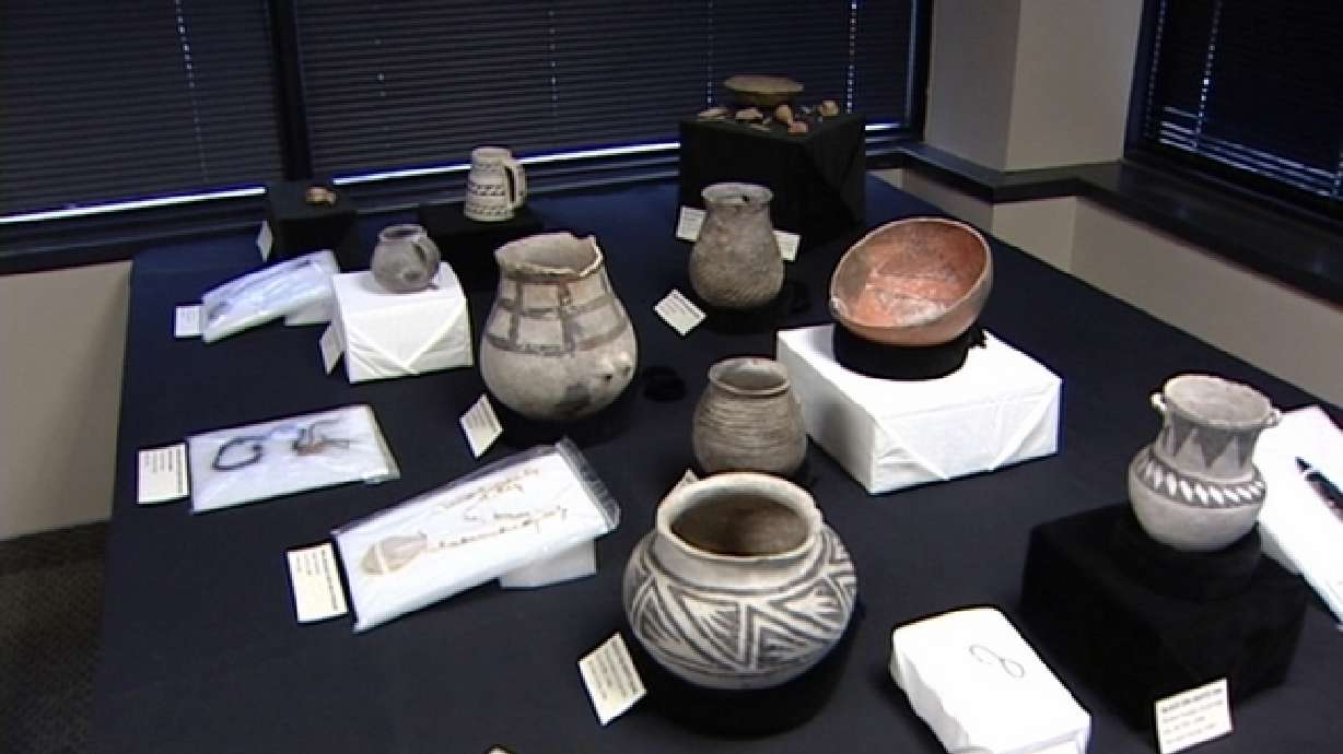 Feds gather vast collection of artifacts dealer