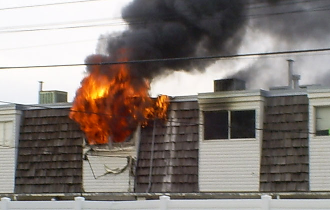 Murray apartment fire - Photo courtesy Erin Askar