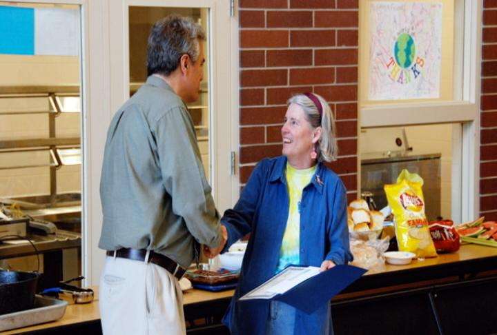 Noreen Mullen receives award