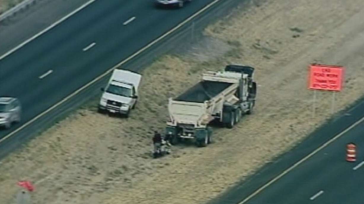 Downed power lines force closure of I-15